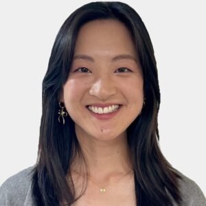 Dr Cerys Chau